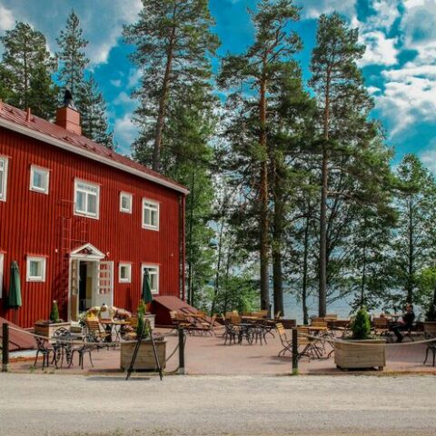 kruunupuisto7_inkeritalo